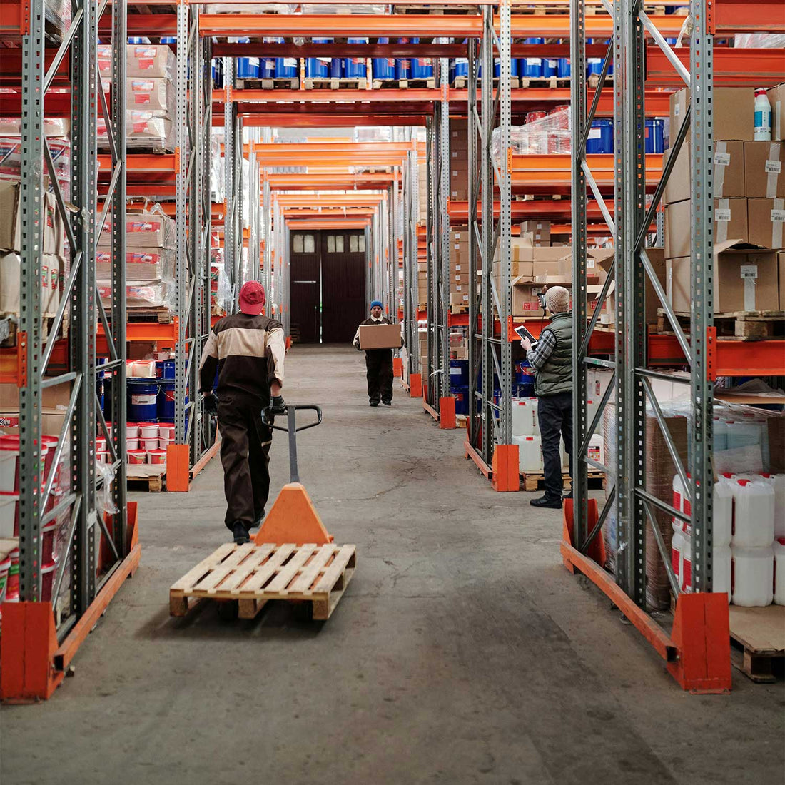 Handling Equipment in a Busy Warehouse